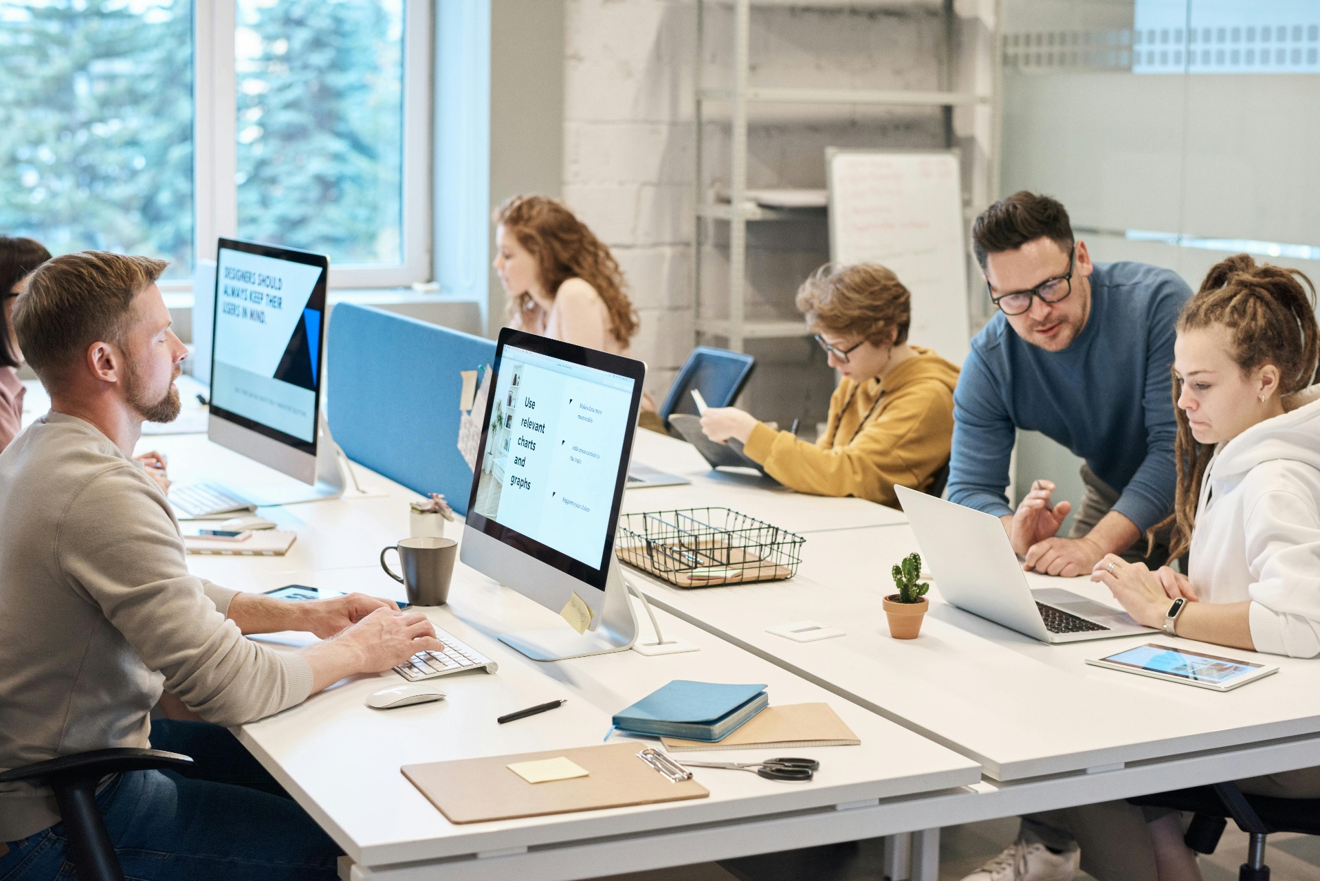 Moderne technologie-interface voor juridische workflows bij Legalhero