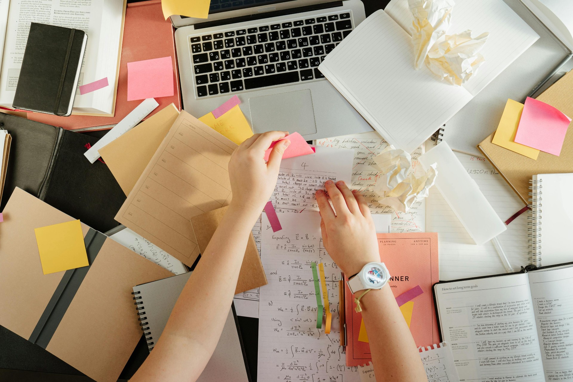 Bureau vol papieren en notities - transitievergoeding berekening
